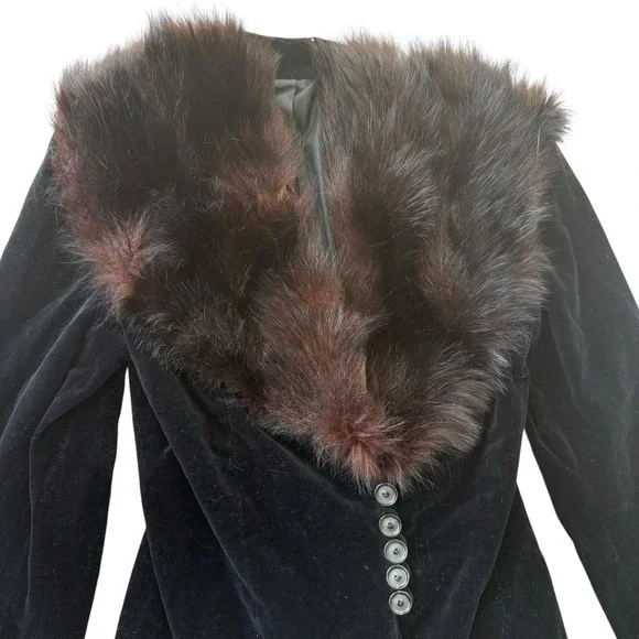 Vintage 1940s 1950s Black Velvet Jacket Real Fur Collar Button Front - Picture 3 of 9